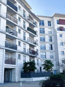 Vente Appartement 3 pices PLESSIS-ROBINSON 92350