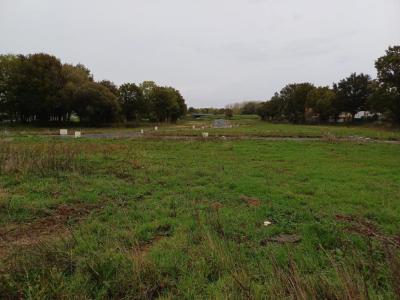 photo For sale Land COMMEQUIERS 85