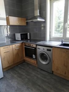 Location Appartement 2 pices CHAMBON-FEUGEROLLES 42500