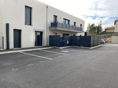 photo For rent Parking SAINT-JEAN-BONNEFONDS 42