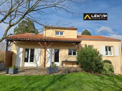 Vente Maison 7 pices HERBIERS 85500