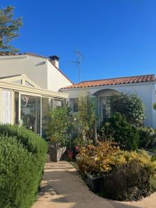For sale House AYTRE  17