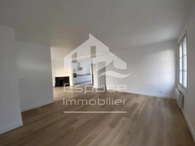 photo For sale House ROCHELLE 17