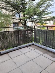 For rent Apartment OULLINS  69