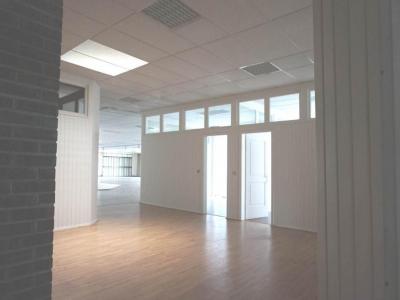 For rent Commerce CROISSY-BEAUBOURG  77