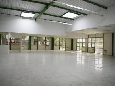 Location Commerce SAINT-THIBAULT-DES-VIGNES 77400