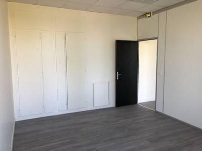 photo For rent Box office VILLIERS-SUR-MARNE 94