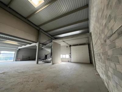Location Local commercial MONTAUROUX 83440