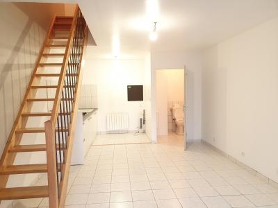 For rent House MAUBERT-FONTAINE  08