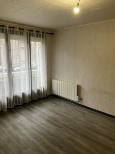 photo For rent Apartment AUTUN 71