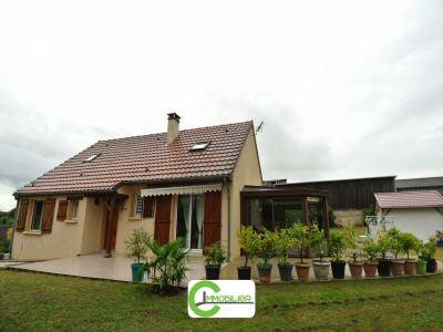 For sale House LUART  72