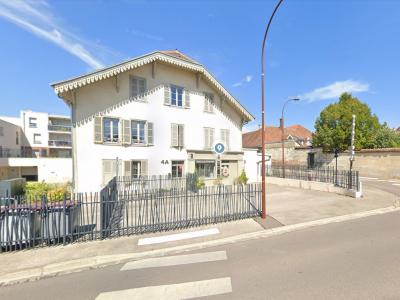 For rent Apartment PONT-SAINTE-MARIE  10