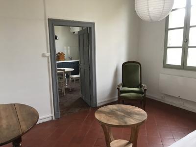 photo For rent Apartment UZES 30