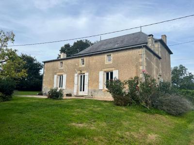 For sale House EXOUDUN  79