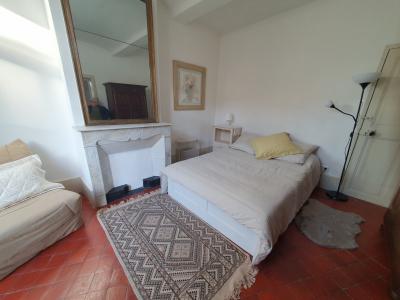 photo Rent for holidays Apartment UZES 30