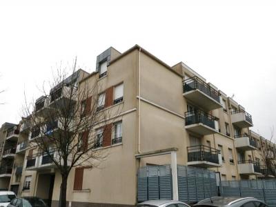 For rent Apartment GRIGNY  91