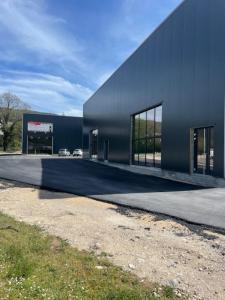For sale Commerce OYONNAX  01