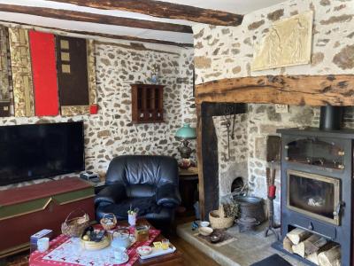 For rent House SAINT-CHAMANT 