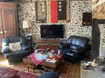 For rent House SAINT-CHAMANT 