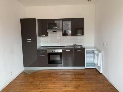 photo For rent Apartment SAINT-QUENTIN 02