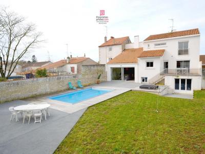 For sale House LUCON  85