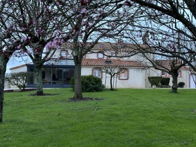 Vente Maison 8 pices MOUTIERS-LES-MAUXFAITS 85540