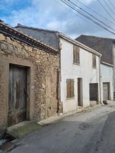For sale House ESCALES  11