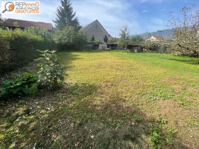 For sale Land SAINT-GENIS-POUILLY  01