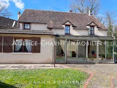 Vente Maison 9 pices CHARNY 89120