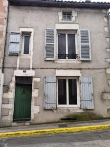 Vente Maison 3 pices CIVRAY 86400