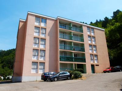 For rent Apartment SAINT-SAUVEUR-DE-MONTAGUT  07