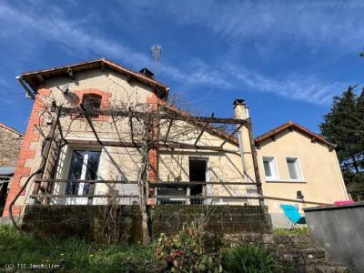 For sale House ADJOTS CHAMPAGNE-MOUTON 16