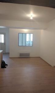 For rent Apartment VILLENEUVE-SUR-YONNE  89