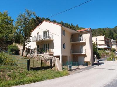 For rent Apartment SAINT-MARTIN-DE-VALAMAS  07