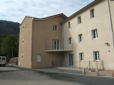 For rent Apartment SAINT-MARTIN-DE-VALAMAS 