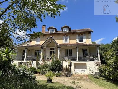 Vente Maison 9 pices MONTGUYON 17270