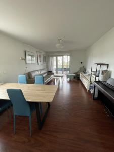 photo For rent Apartment LONS 64