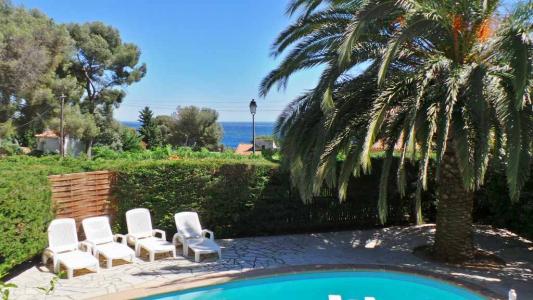 photo Rent for holidays House ISSAMBRES 83