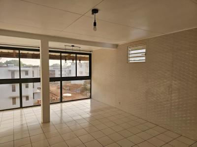 For rent Apartment REMIRE-MONTJOLY  973
