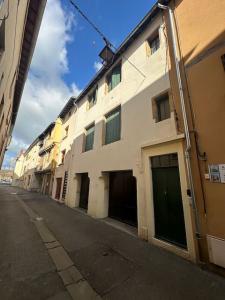 photo For sale Apartment building MARCIGNY 71