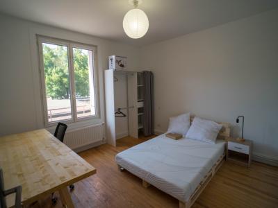 photo For rent Apartment CHAMBERY 73