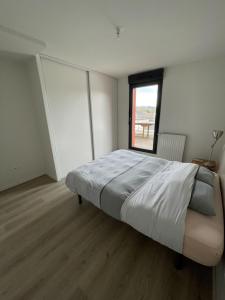 Location Appartement LONS 