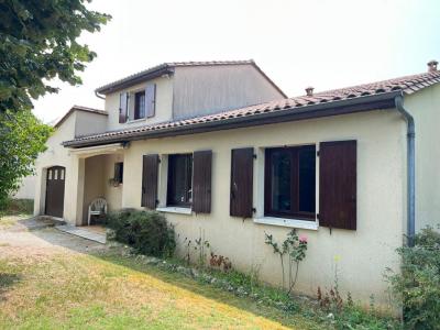 For sale House VOEUIL-ET-GIGET  16