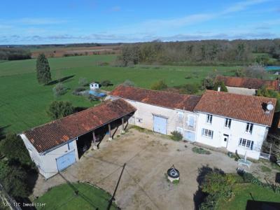 Vente Maison 5 pices AUNAC 16460