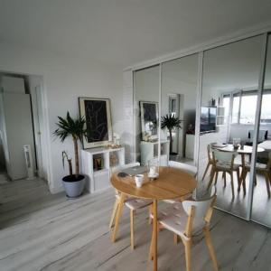 photo For rent Apartment NANTERRE 92