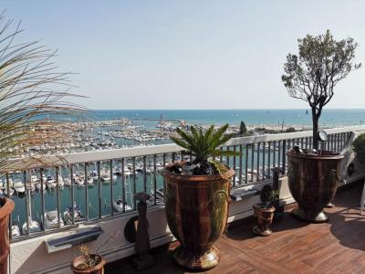 For sale Apartment GRANDE-MOTTE 