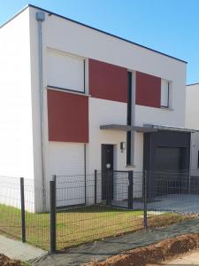 Location Maison 6 pices CORPS-NUDS 35150