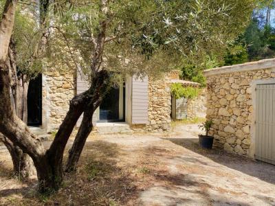 Vente Maison 5 pièces CASTELLET 83330