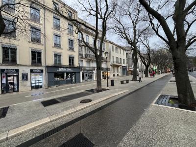 photo For sale Commerce NIMES 30