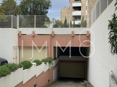 photo For rent Parking MARSEILLE-8EME-ARRONDISSEMENT 13